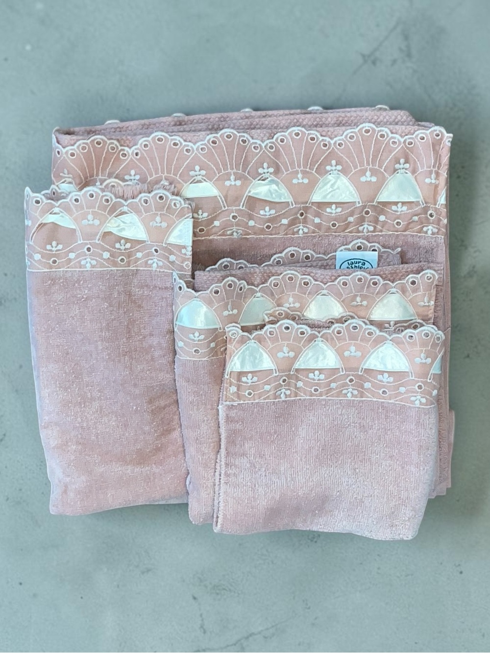 Vintage Laura Ashley Avanti Pink Eyelet Lace Bath Towel Set Cottagecore